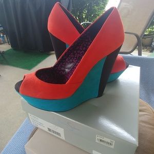 Jessica Simpson Leelo suede open toe wedge heels